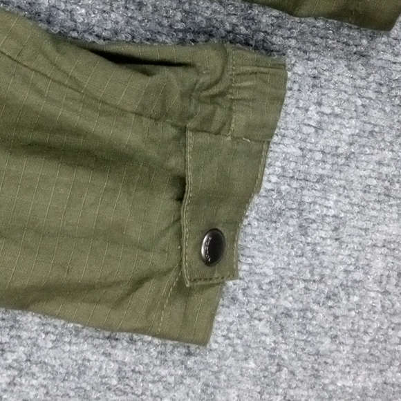 Volcom Jacket. - Picture 3 of 12